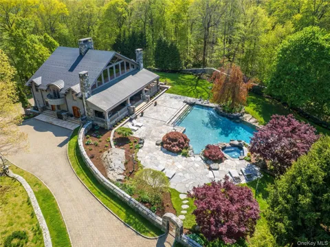 68 Quarry Lane