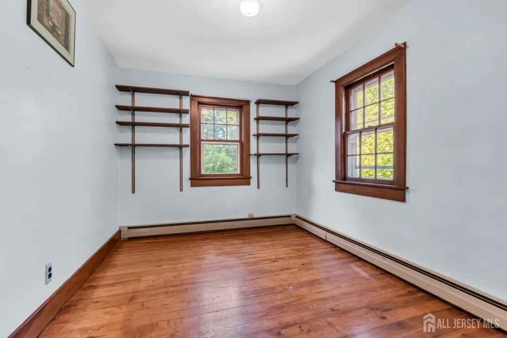 124 Higgins Road Old Bridge, NJ 07747
