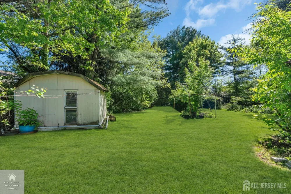 124 Higgins Road Old Bridge, NJ 07747