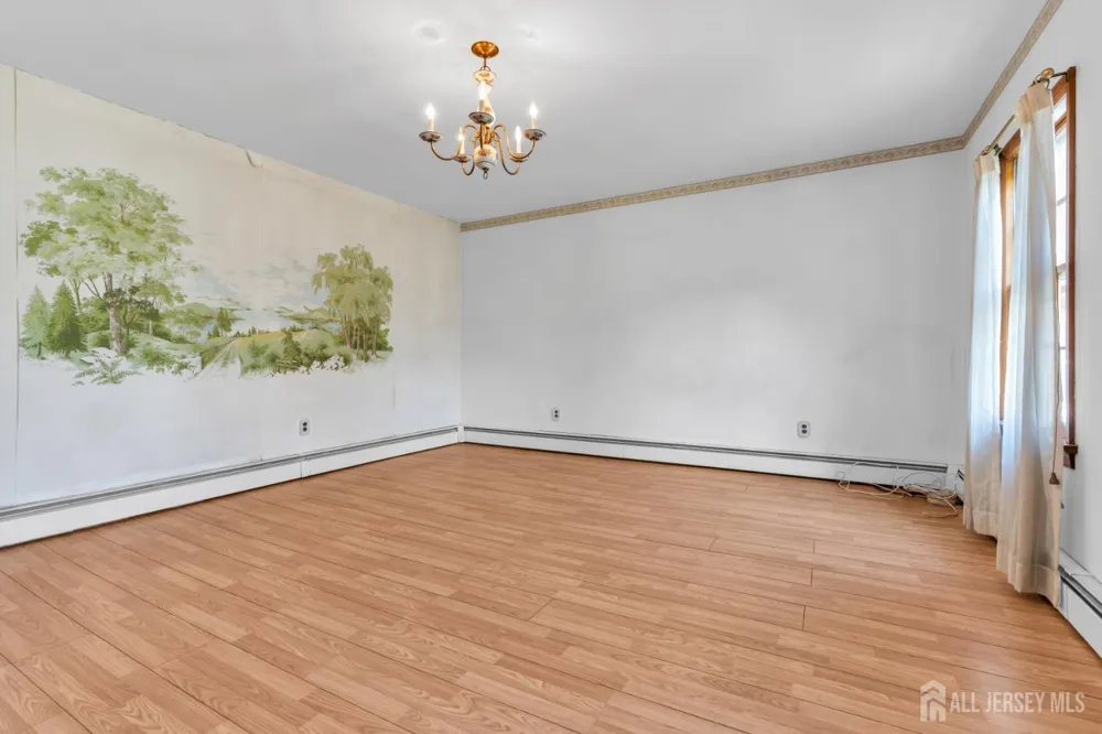 124 Higgins Road Old Bridge, NJ 07747