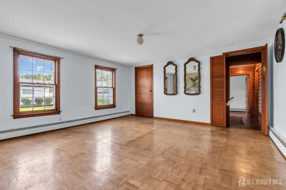 124 Higgins Road Old Bridge, NJ 07747