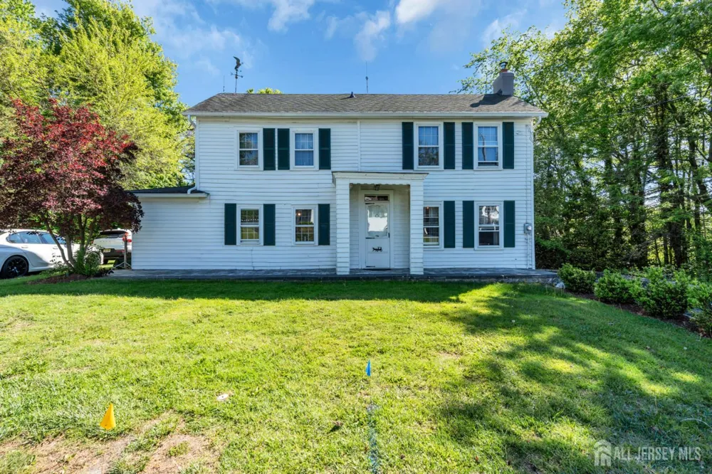 124 Higgins Road Old Bridge, NJ 07747