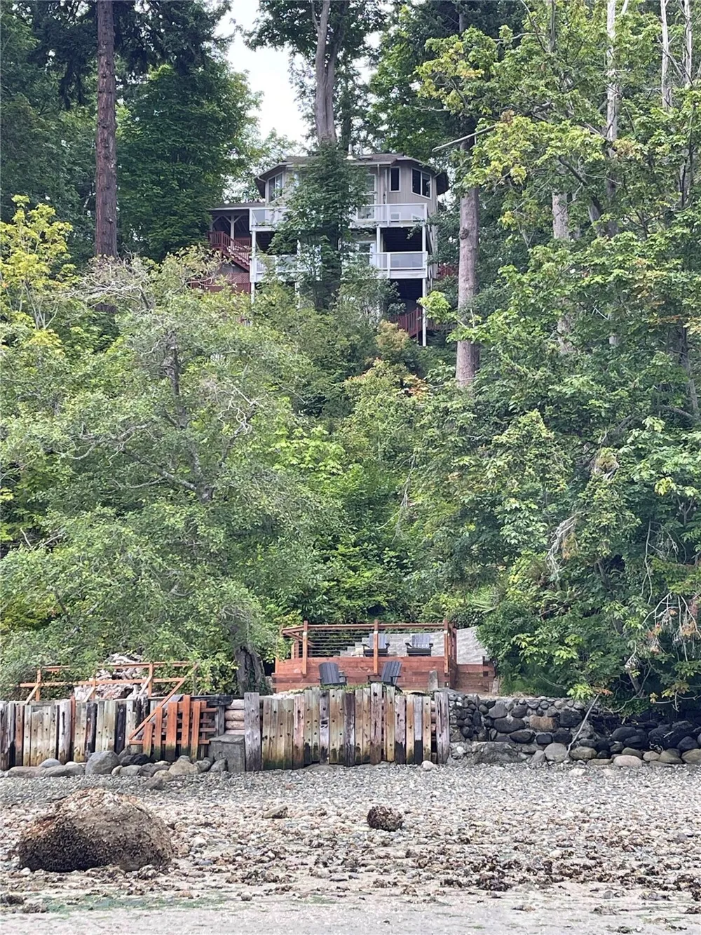 17455 Paige Lane SW Vashon, WA 98070