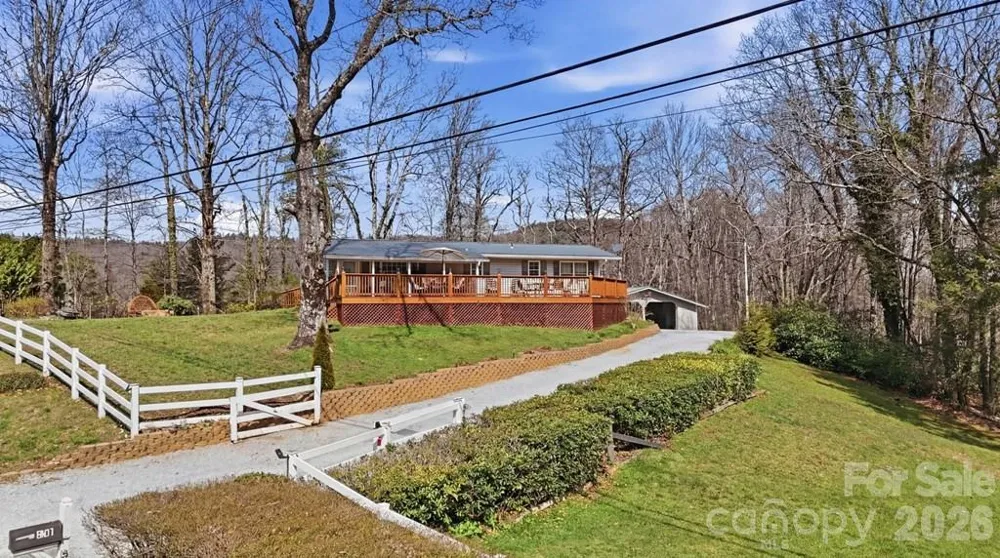 3731 Dillard Road Highlands, NC 28741