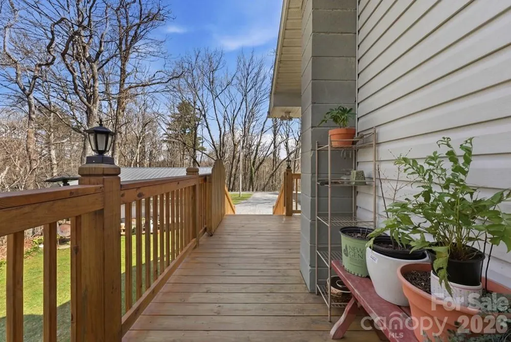 3731 Dillard Road Highlands, NC 28741