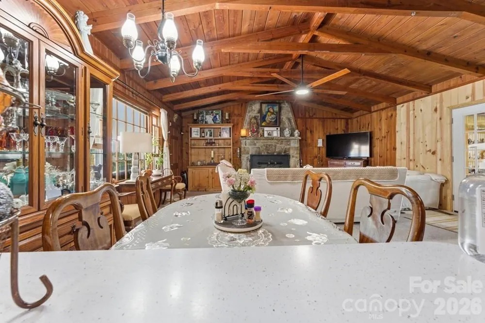 3731 Dillard Road Highlands, NC 28741