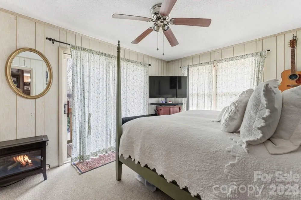 3731 Dillard Road Highlands, NC 28741