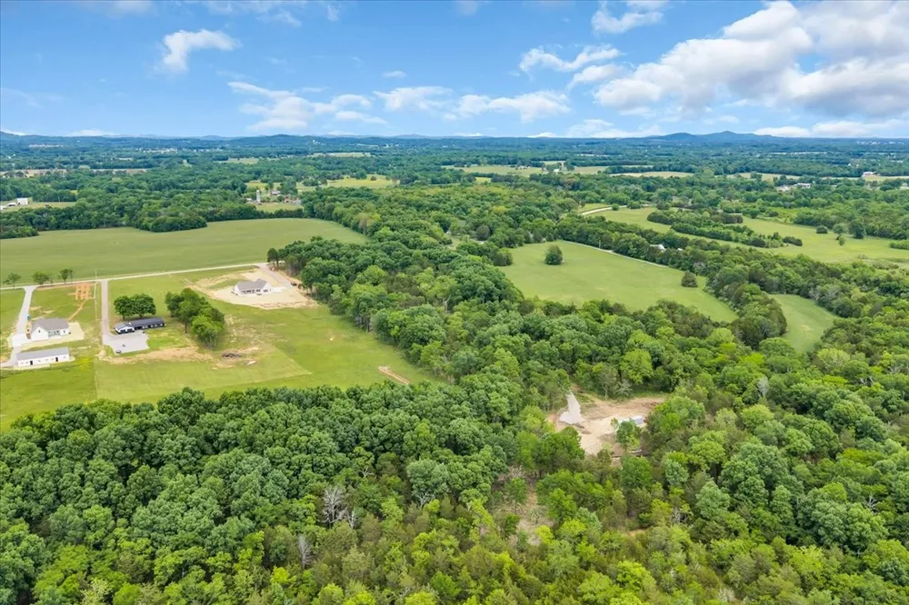 2827 Unionville Rd Chapel Hill, TN 37034