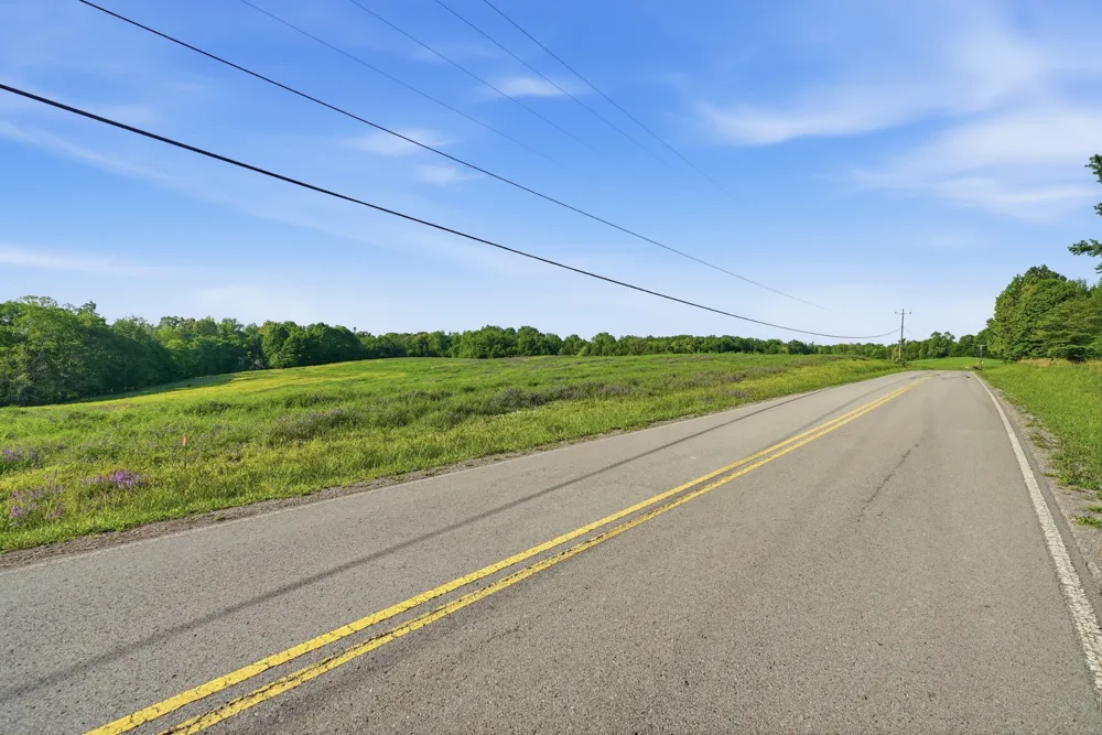 5 Gratton Road Clarksville, TN 37043