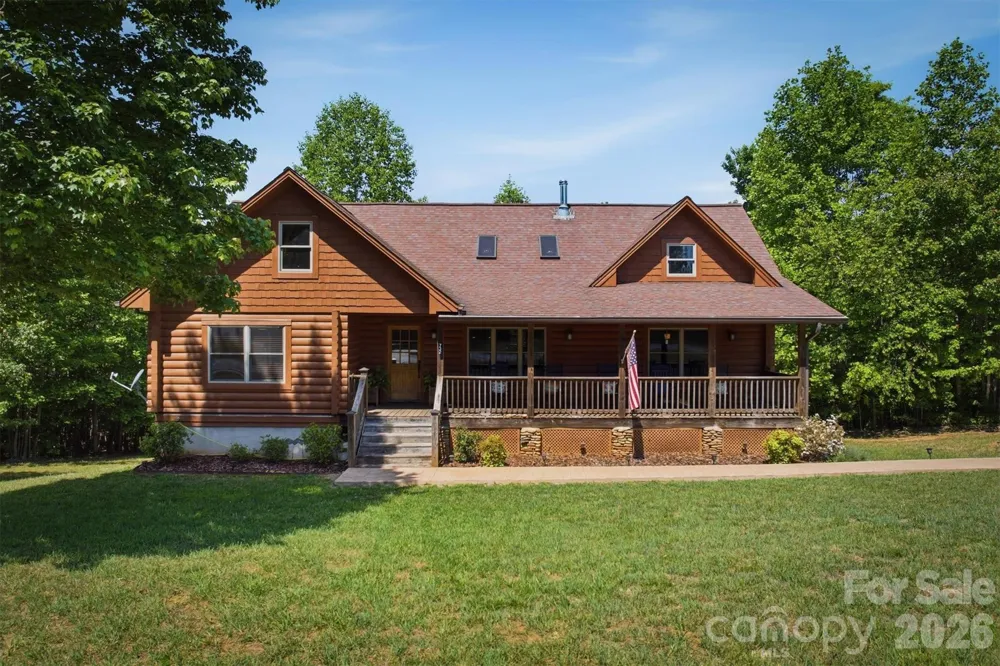 732 Grandview Peaks Drive Nebo, NC 28761