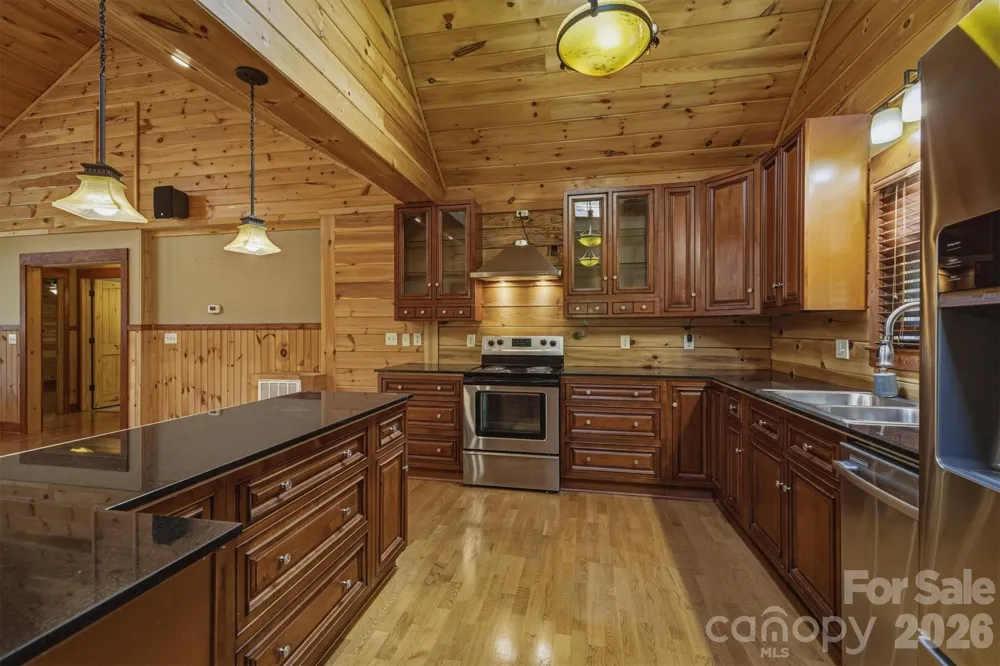 732 Grandview Peaks Drive Nebo, NC 28761