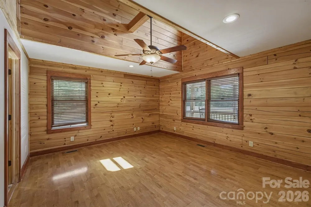 732 Grandview Peaks Drive Nebo, NC 28761