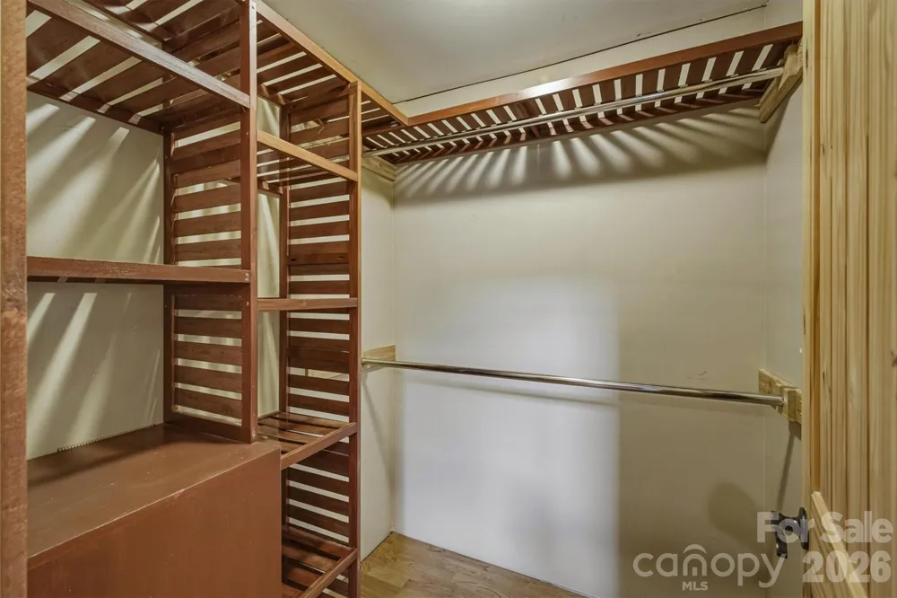 732 Grandview Peaks Drive Nebo, NC 28761
