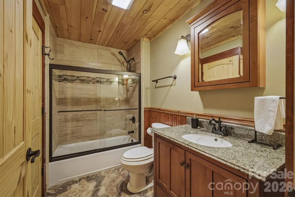 732 Grandview Peaks Drive Nebo, NC 28761