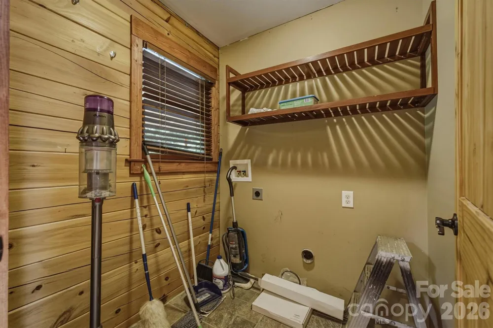 732 Grandview Peaks Drive Nebo, NC 28761