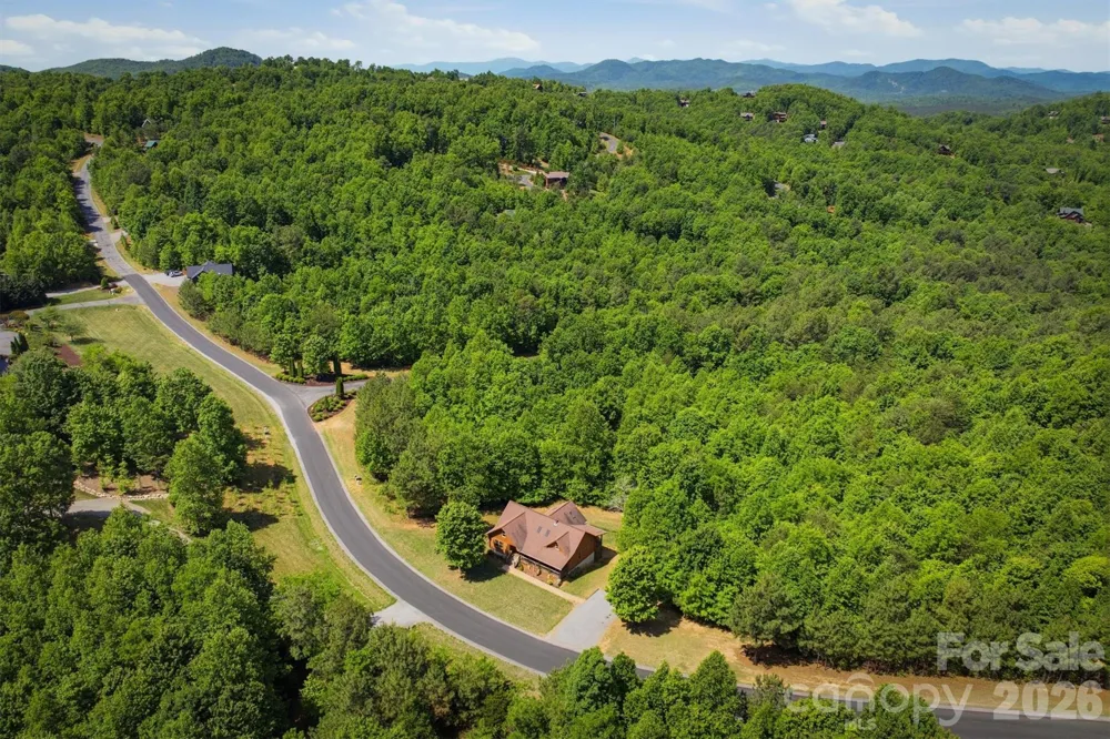 732 Grandview Peaks Drive Nebo, NC 28761