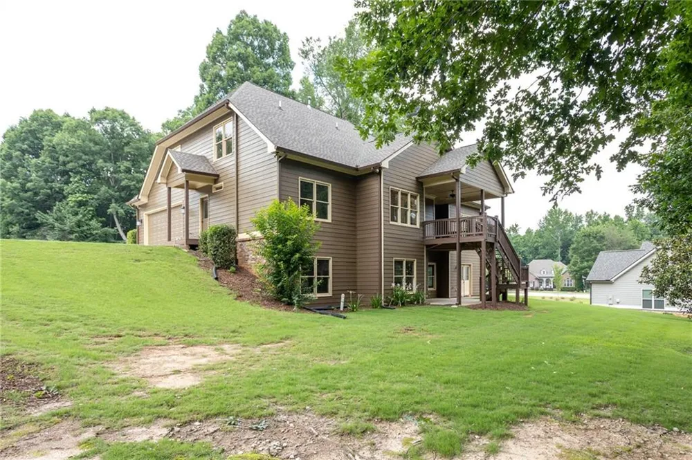 348 Hidden Trail Pendergrass, GA 30567