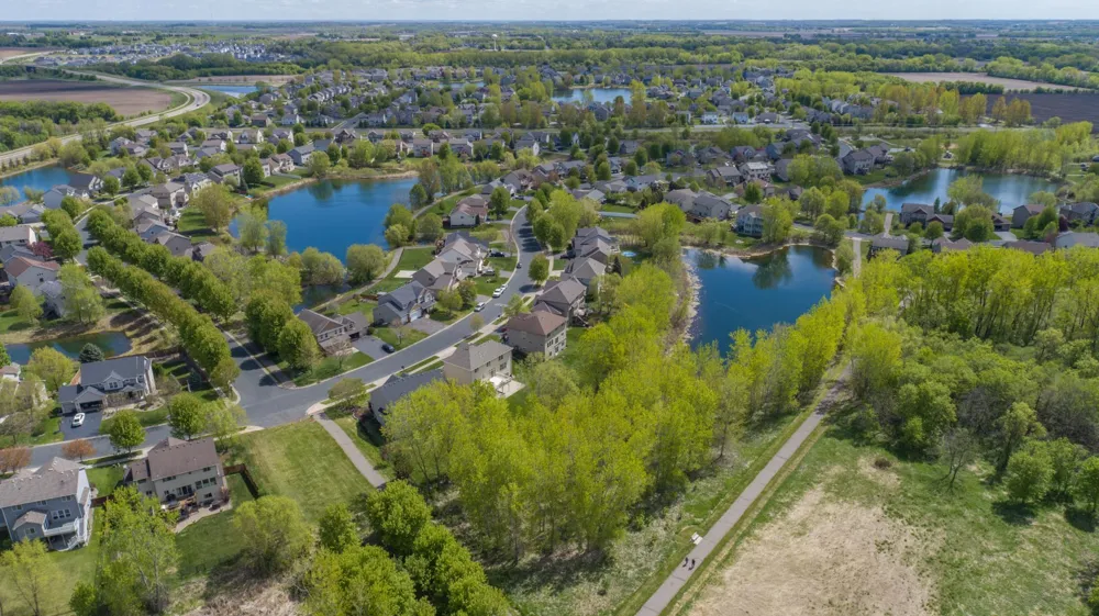 19799 Embers Avenue Farmington, MN 55024