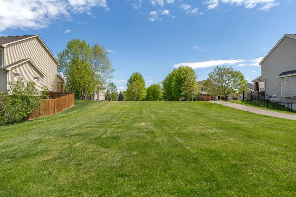 19799 Embers Avenue Farmington, MN 55024