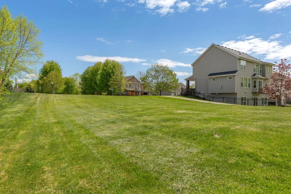 19799 Embers Avenue Farmington, MN 55024