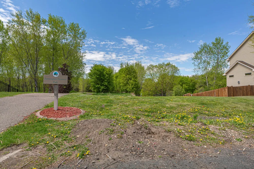 19799 Embers Avenue Farmington, MN 55024