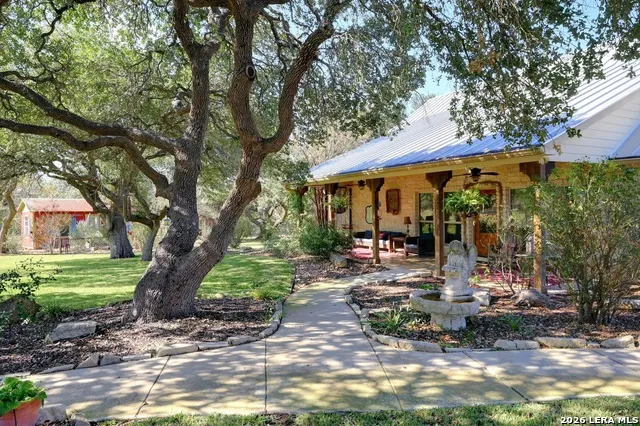 316 GO AWAY RD Blanco, TX 78606