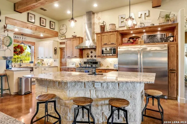 316 GO AWAY RD Blanco, TX 78606