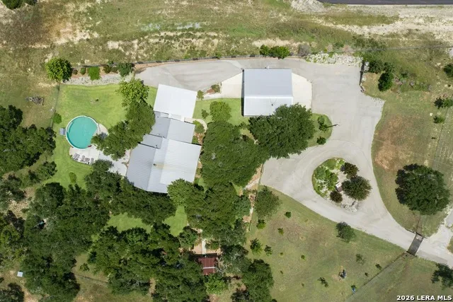 316 GO AWAY RD Blanco, TX 78606