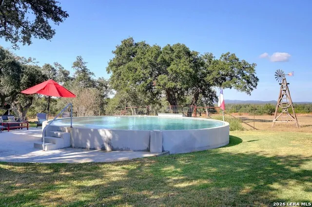 316 GO AWAY RD Blanco, TX 78606