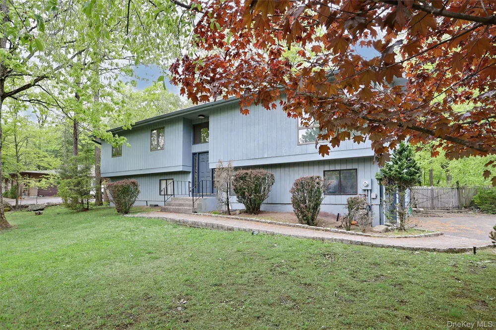 23 Sherwood Ridge Road Pomona, NY 10970
