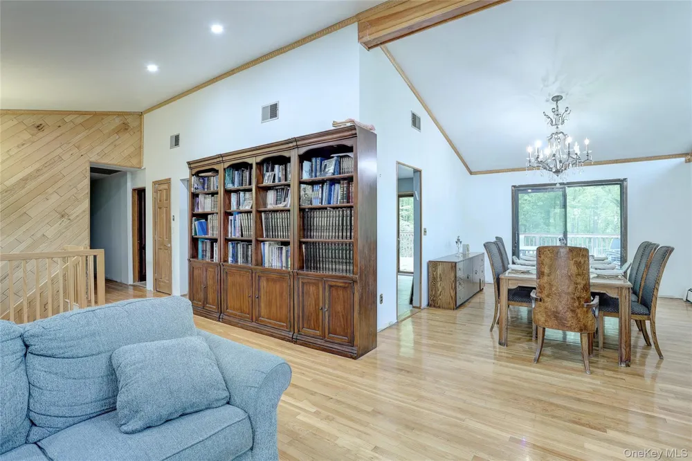 23 Sherwood Ridge Road Pomona, NY 10970