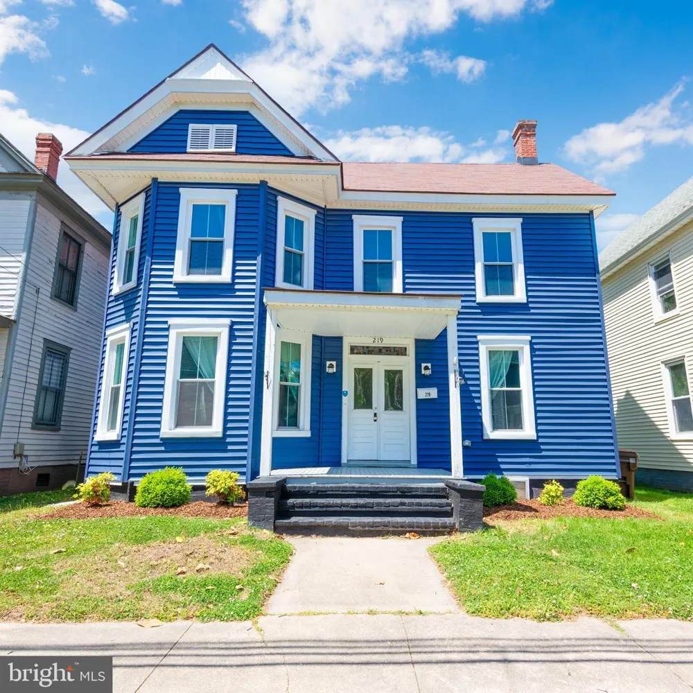 219 WILLIS STREET Cambridge, MD 21613