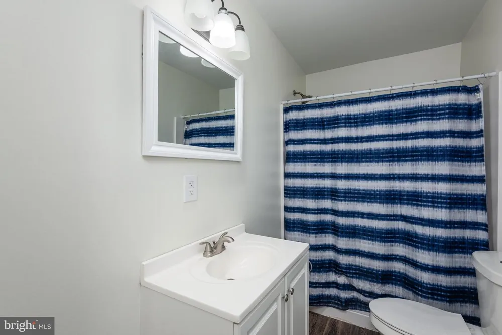 219 WILLIS STREET Cambridge, MD 21613