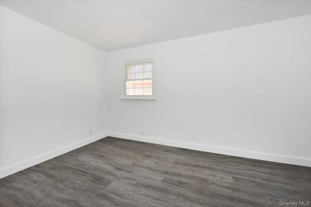 7627 175th Street Fresh Meadows, NY 11366