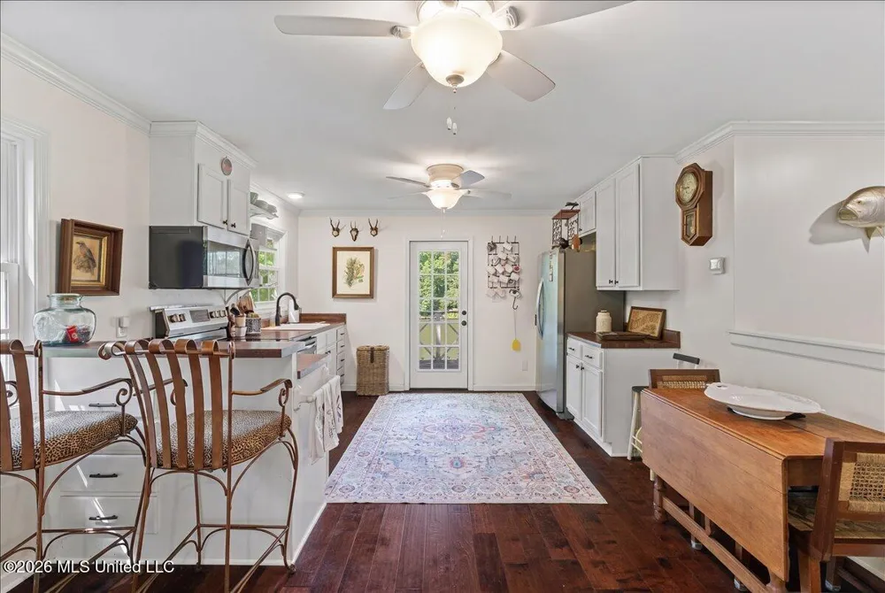 1827 Snow Lake Drive Ashland, MS 38603