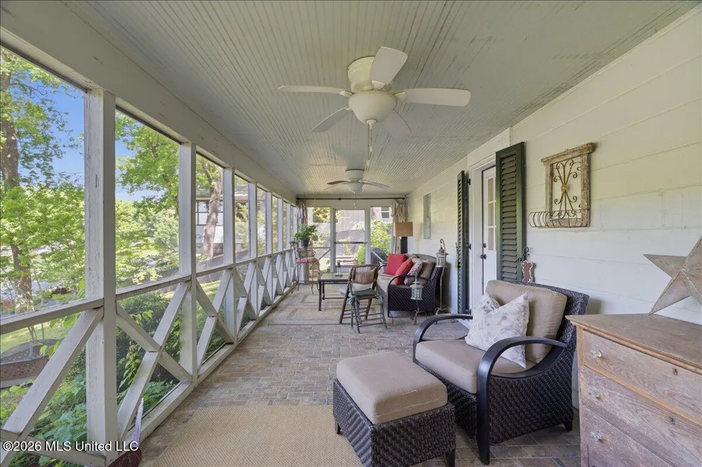 1827 Snow Lake Drive Ashland, MS 38603