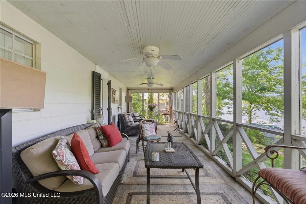 1827 Snow Lake Drive Ashland, MS 38603