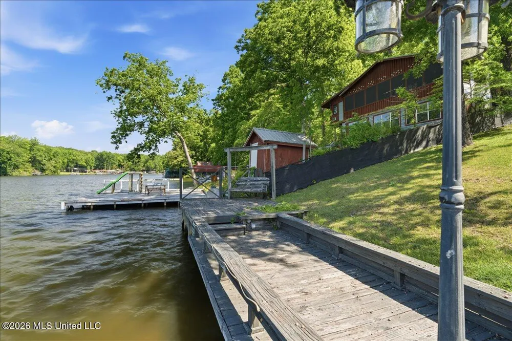 1827 Snow Lake Drive Ashland, MS 38603