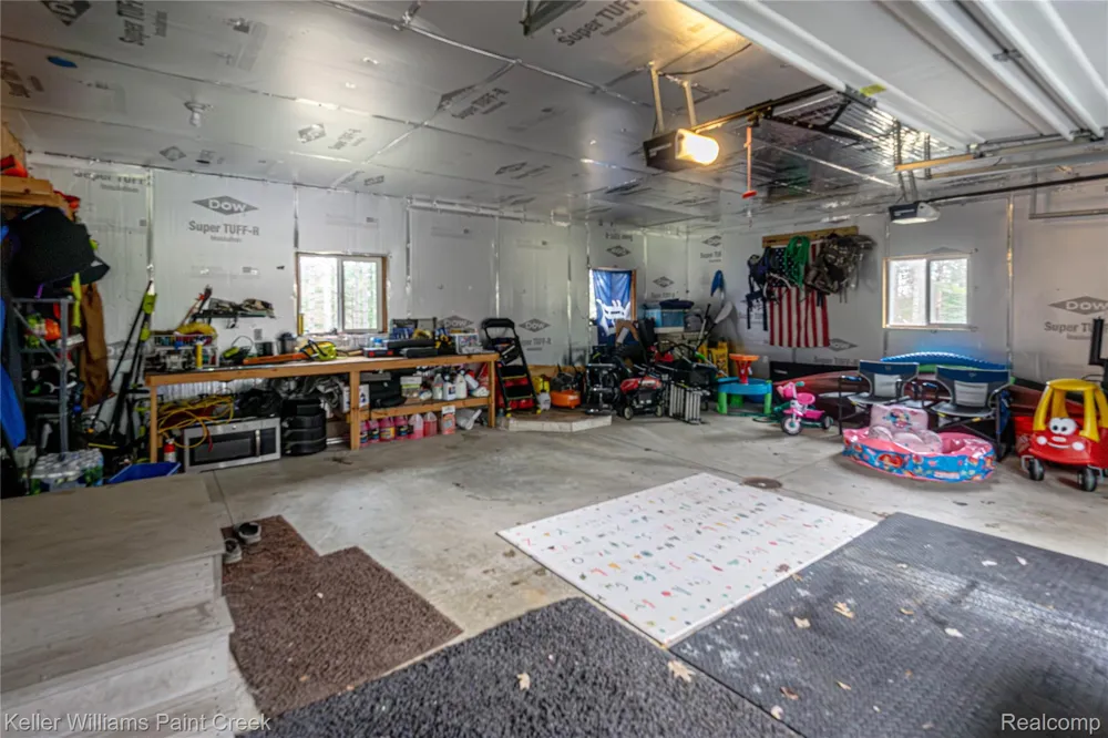 228 Clearview Drive Lyon Township, MI 48653