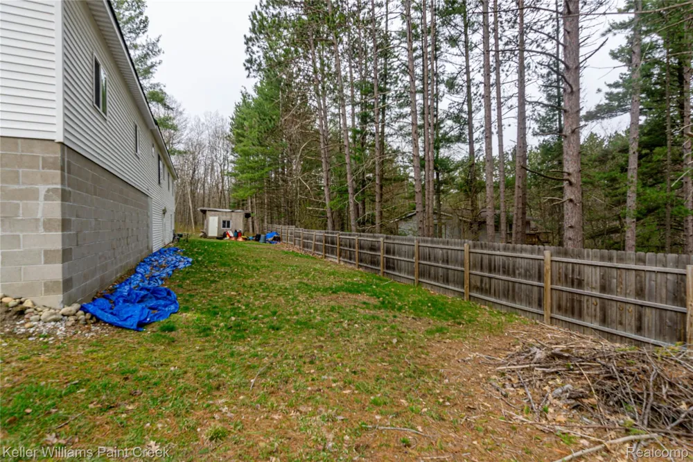 228 Clearview Drive Lyon Township, MI 48653