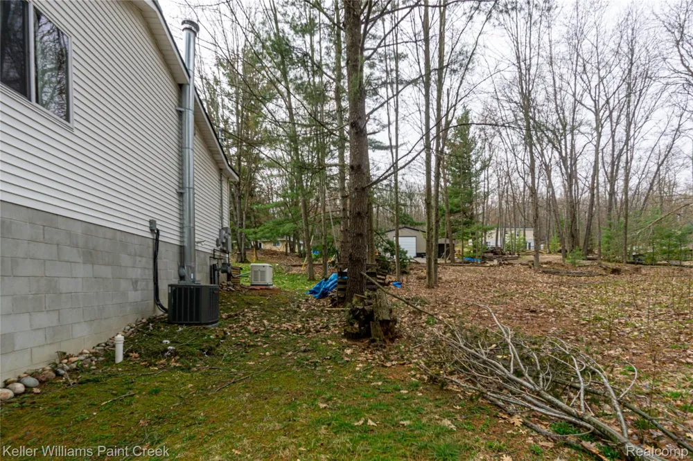 228 Clearview Drive Lyon Township, MI 48653