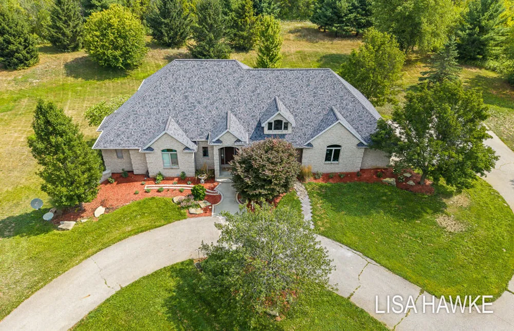 10365 Cleveland Street Crockery Township, MI 49448