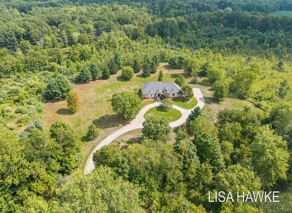 10365 Cleveland Street Crockery Township, MI 49448