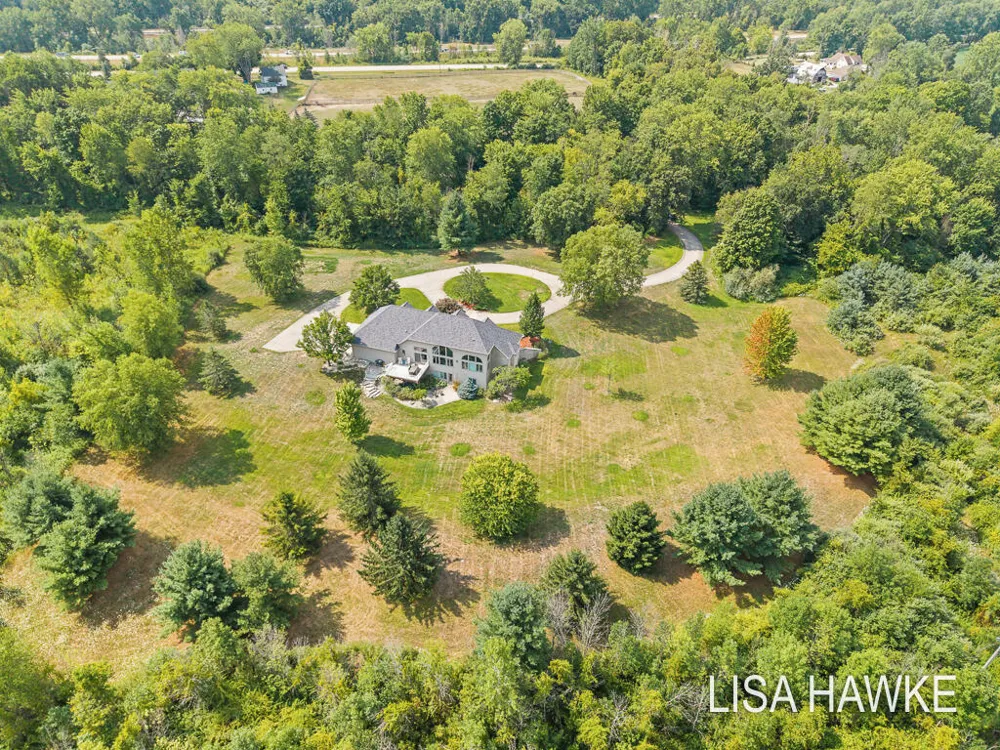 10365 Cleveland Street Crockery Township, MI 49448