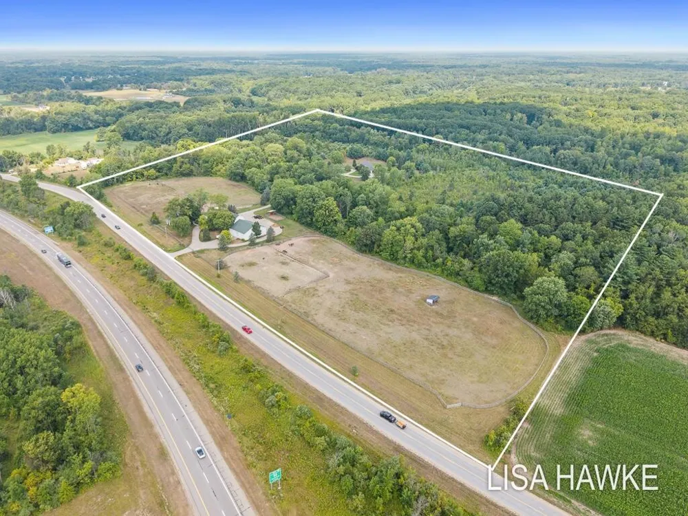 10365 Cleveland Street Crockery Township, MI 49448