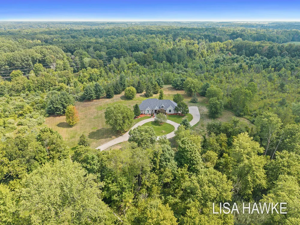 10365 Cleveland Street Crockery Township, MI 49448