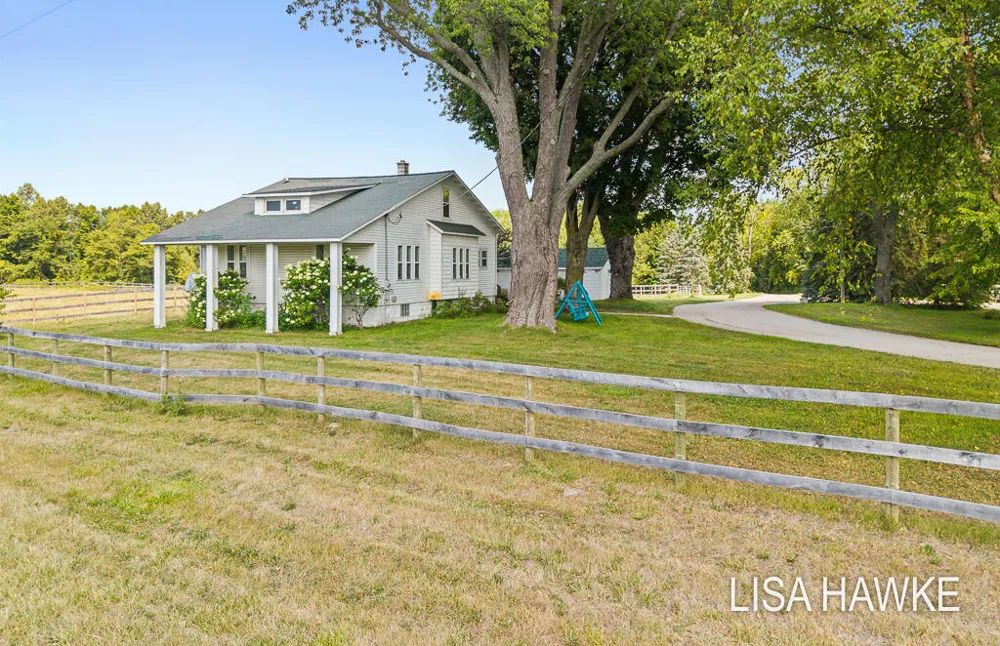 10365 Cleveland Street Crockery Township, MI 49448