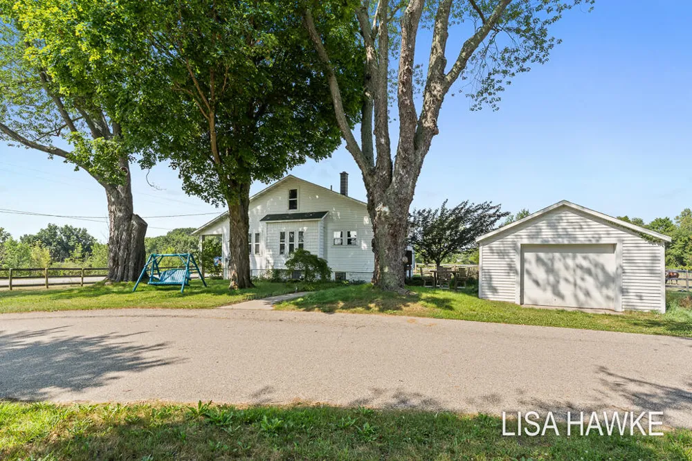 10365 Cleveland Street Crockery Township, MI 49448