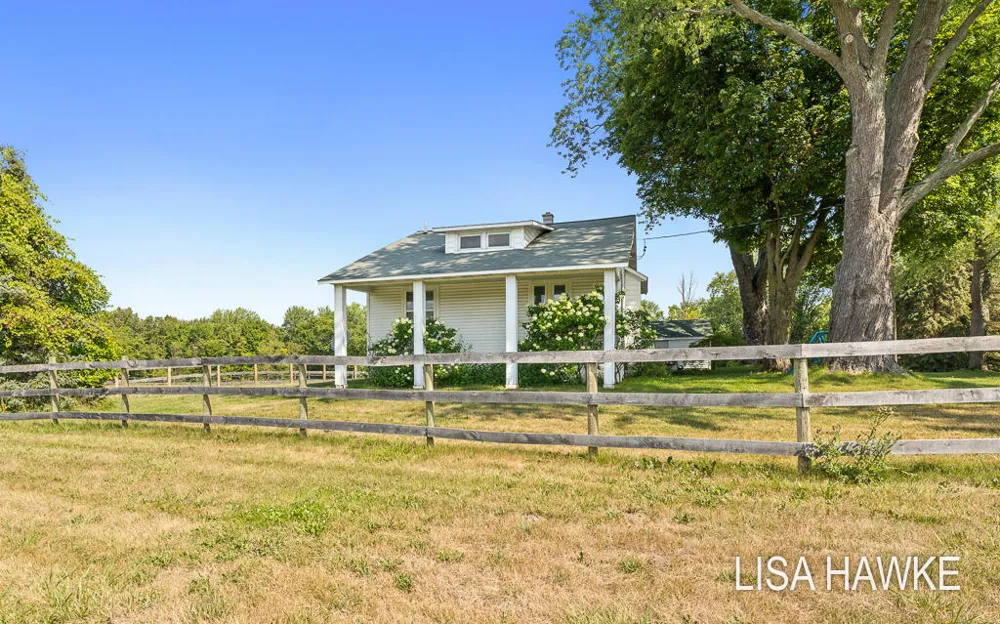 10365 Cleveland Street Crockery Township, MI 49448