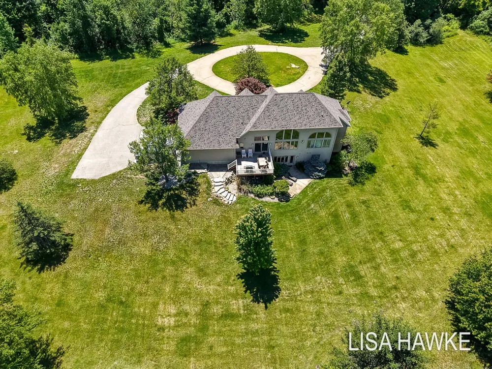10365 Cleveland Street Crockery Township, MI 49448